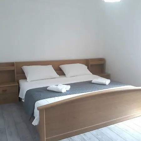 Apartment Lasan