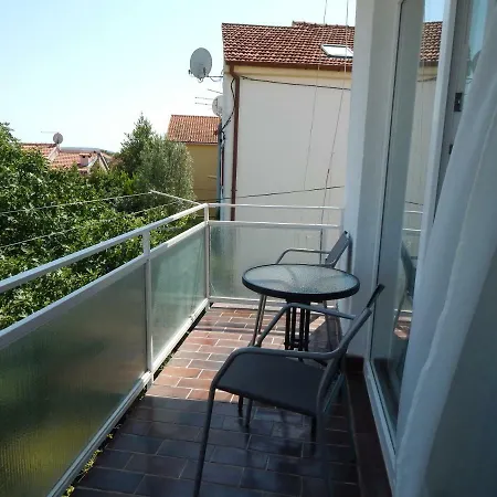 Lasan Apartment *